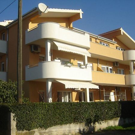 Apartment Lala Kaštela المظهر الخارجي الصورة
