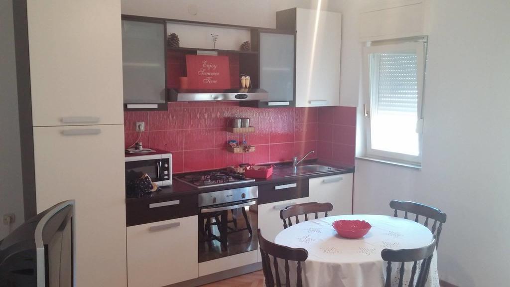 Apartment Lala Kaštela الغرفة الصورة
